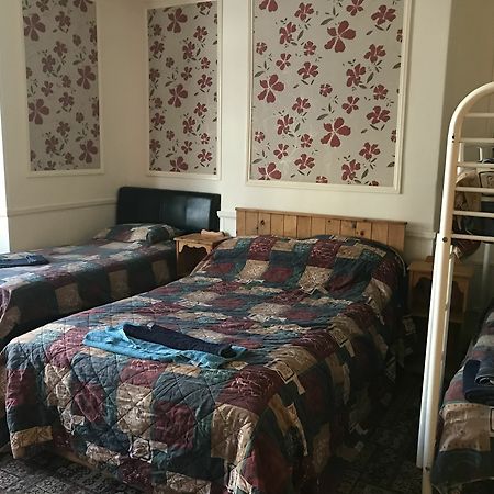 Fawlty Towers Hotel Great Yarmouth Eksteriør billede